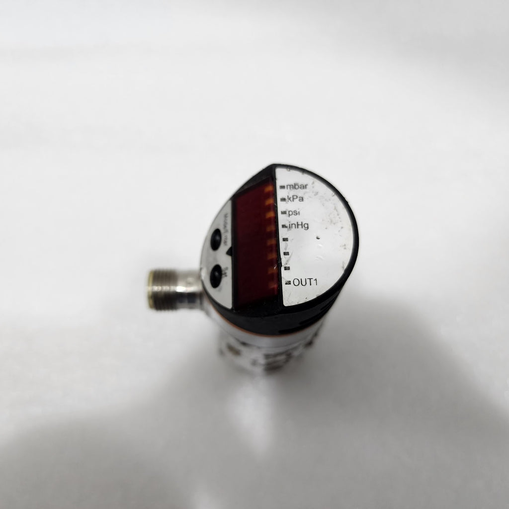 IFM PN3007 PRESSURE SENSOR WITH DISPLAY 18-36VDC