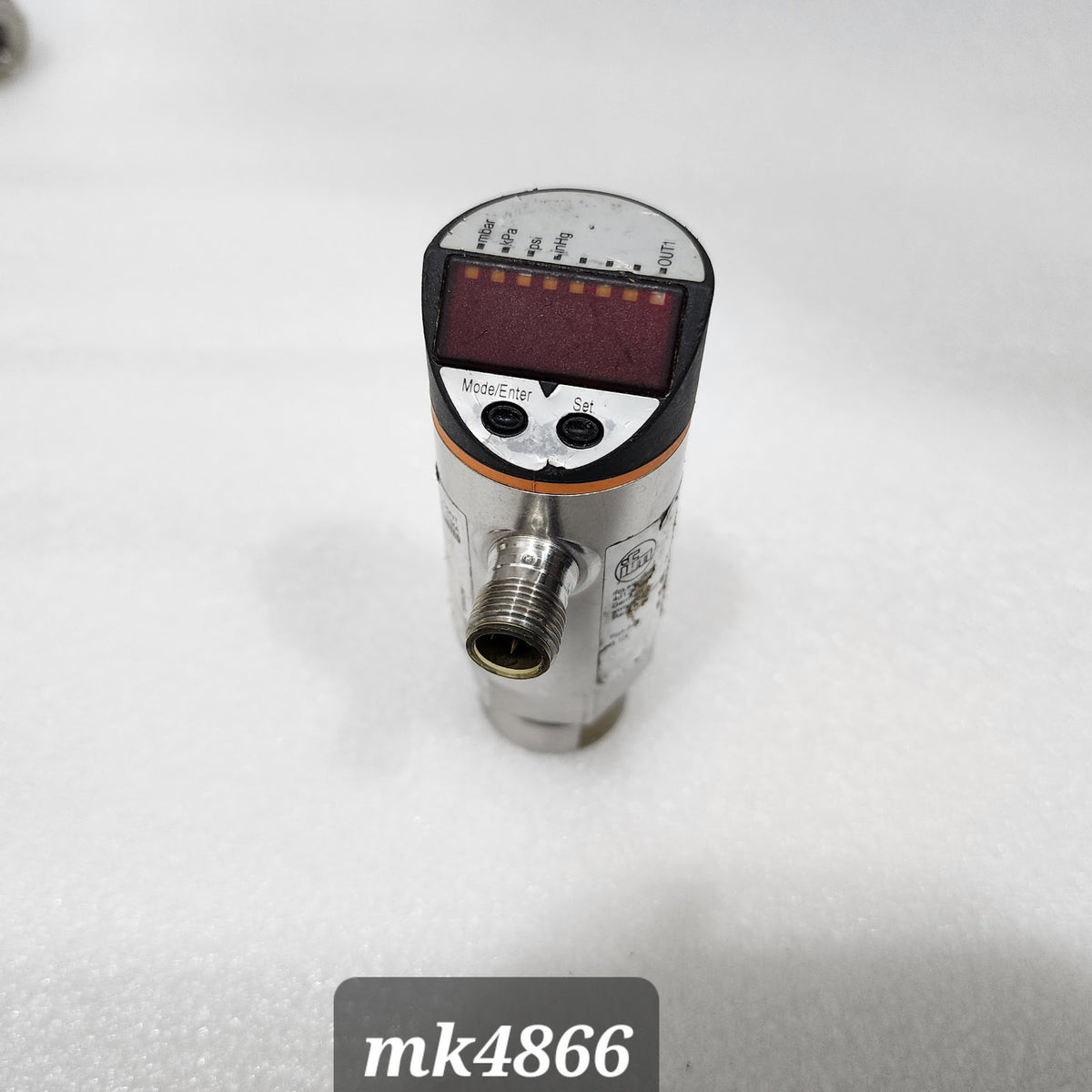 IFM PN3007 PRESSURE SENSOR WITH DISPLAY 18-36VDC