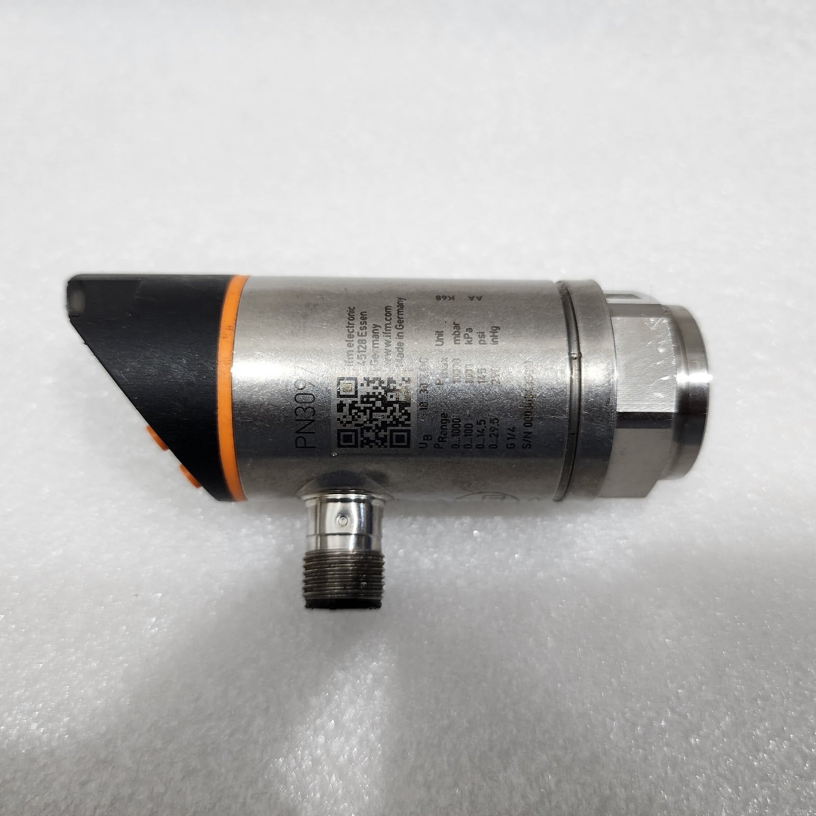 IFM PN3097 PRESSURE SENSOR WITH DISPLAY 18-30VDC