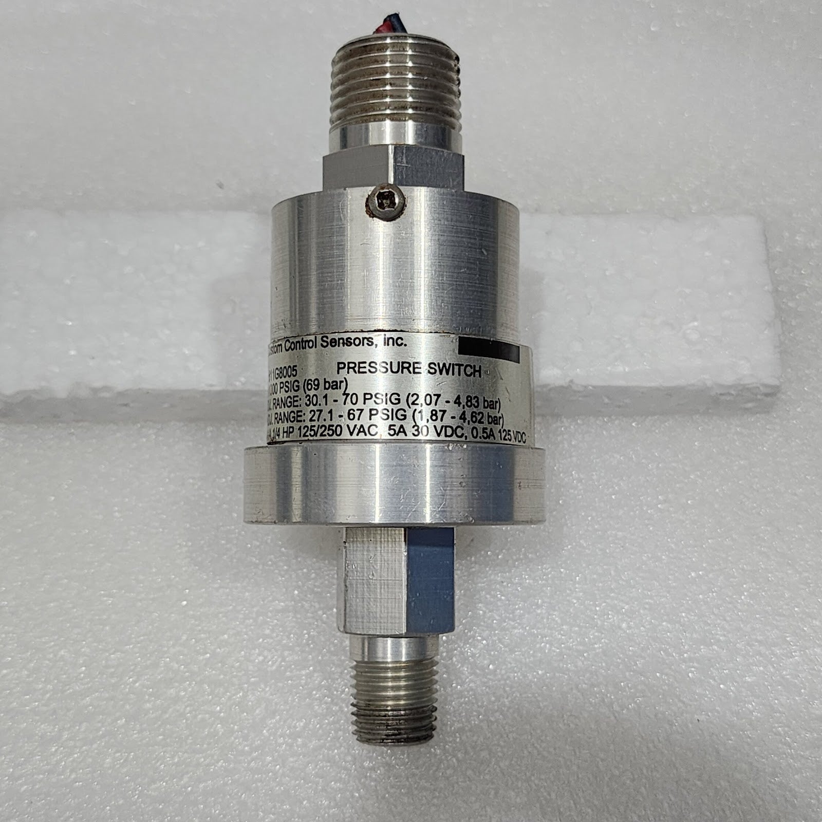CUSTOM CONTROL SENSORS 611G8005 PRESSURE SWITCH 1000 PSIG 69 BAR