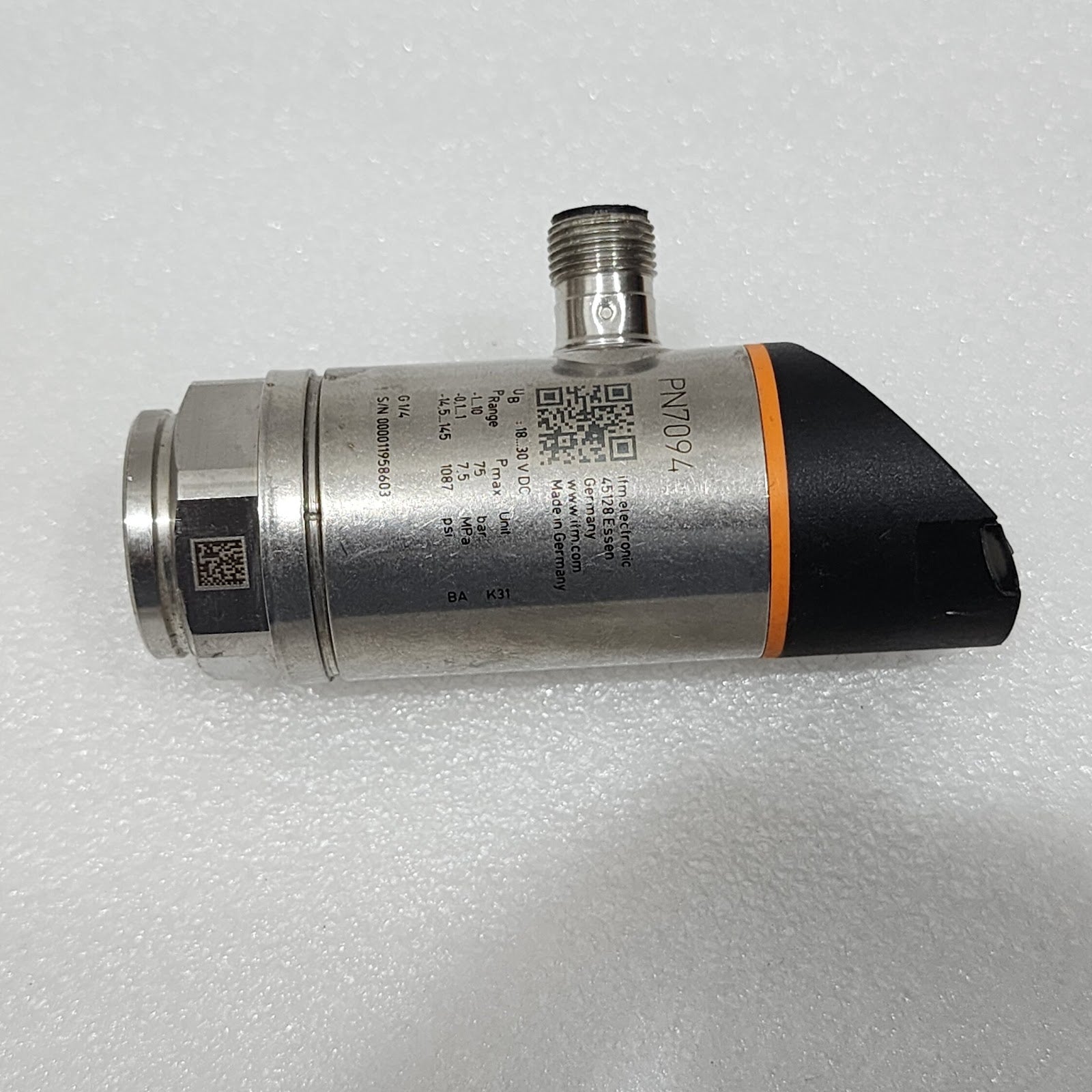 IFM PN7094 PRESSURE SENSOR WITH DISPLAY 18-30VDC