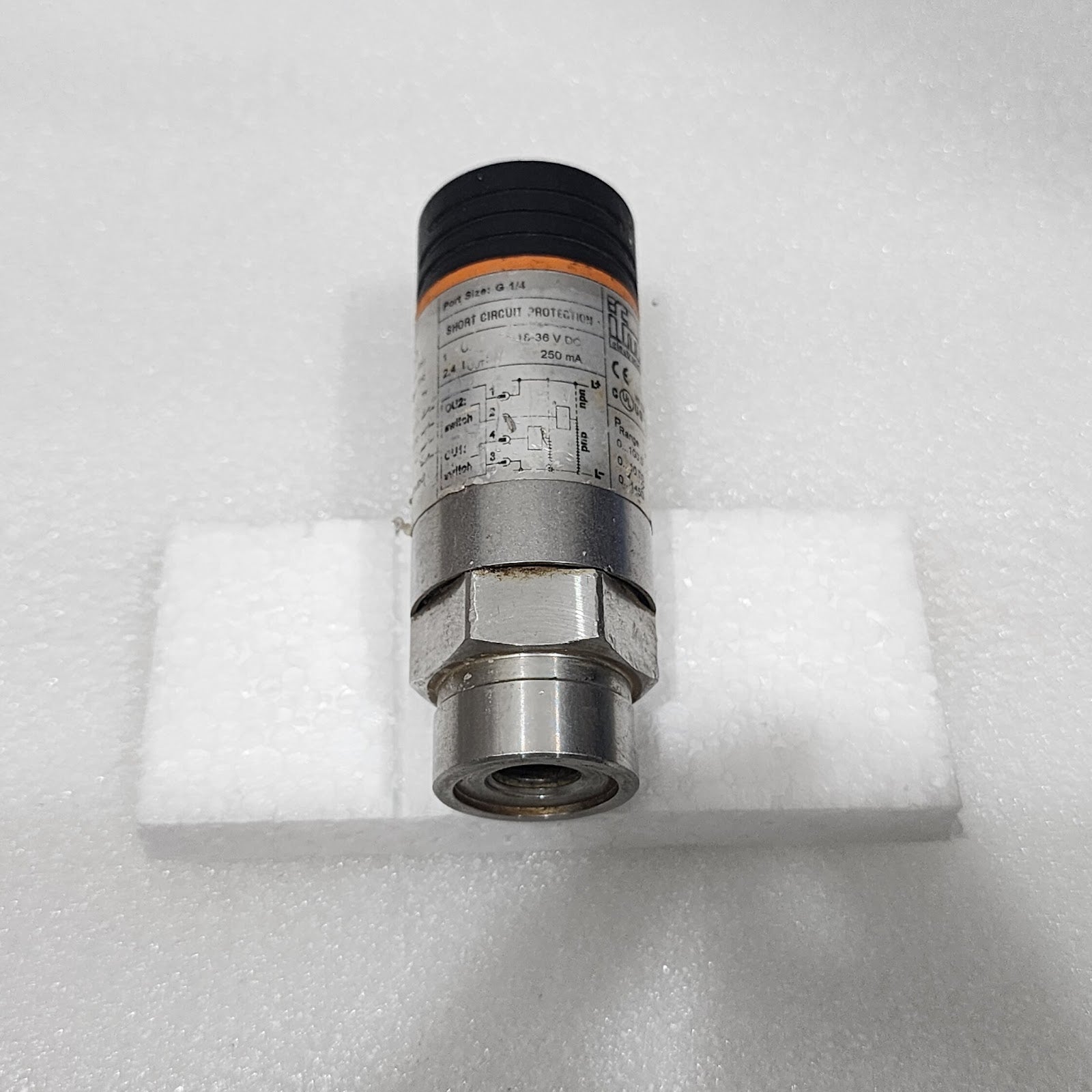 IFM PN7002 PRESSURE SENSOR WITH DISPLAY