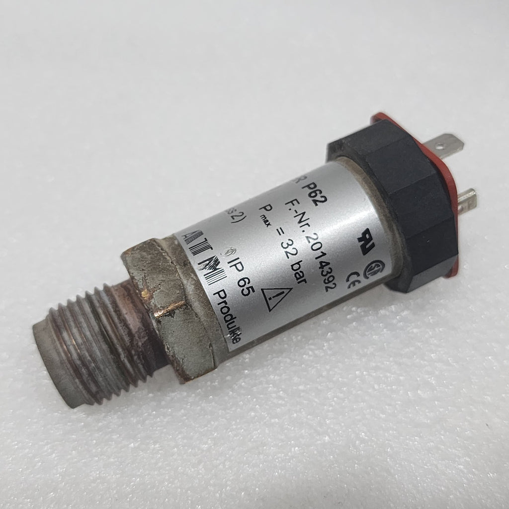 SIEMENS 2MF1122-3GA30 DRUCKMEBUMFORMER P62 PRESSURE SENSOR
