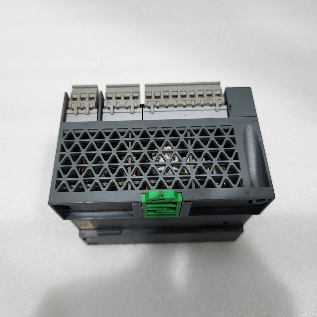 TM200C16U M200 CONTROLLER 16 I/O TRANSISTOR SINK 24VDC