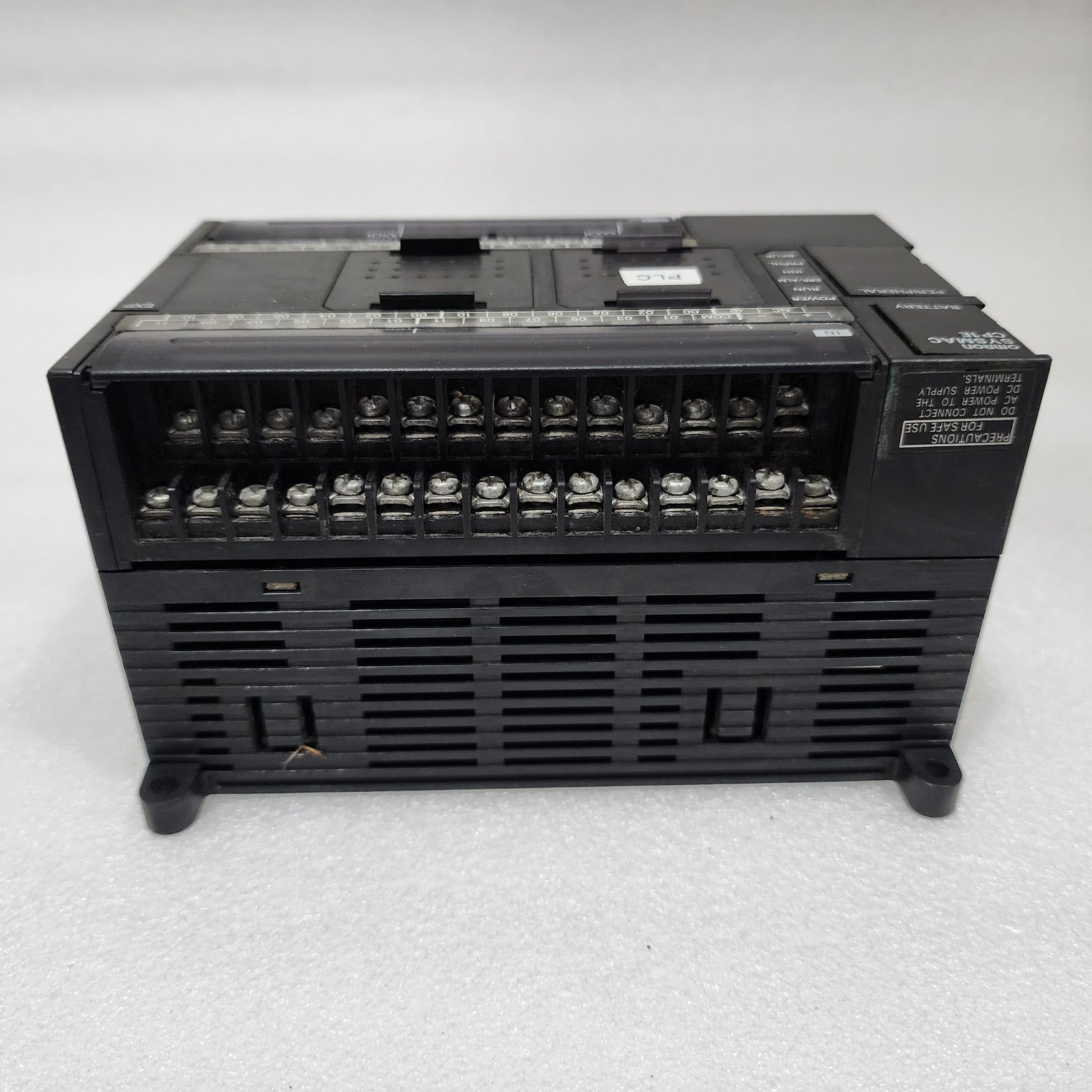 OMRON CP1E-N40DT1-D PROGRAMMABLE CONTROLLER 24VDC