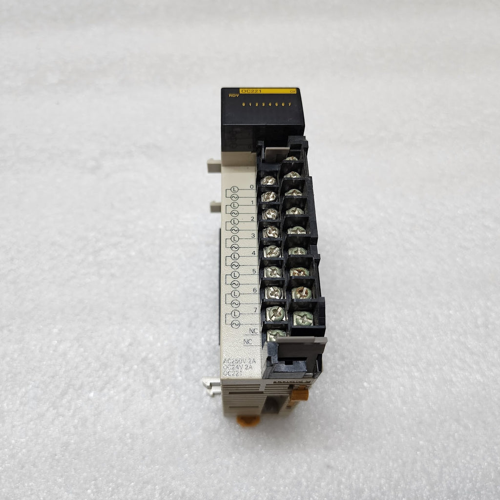 OMRON CQM1-OC221 OUTPUT UNIT