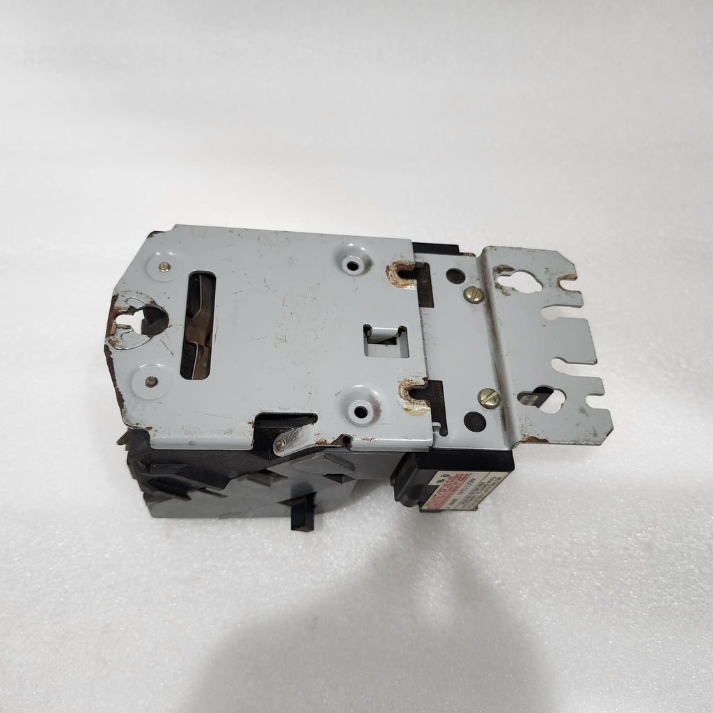 FURNAS CAT 14DP12A MOTOR STARTER  27A 48DC11AA3 COIL VOLTAGE 110-120V/190-240V