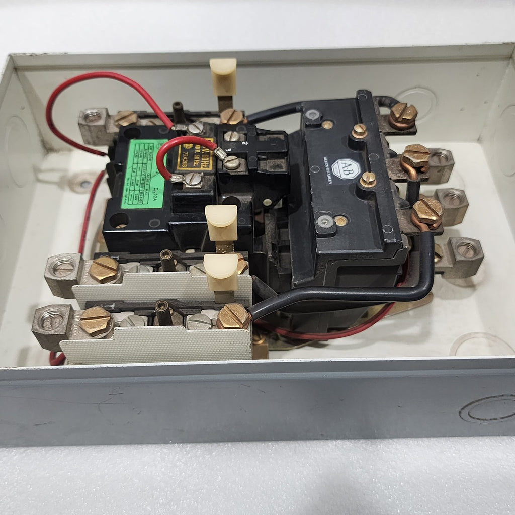 ALLEN BRADLEY CAT 709-CAB SER P MOTOR STARTER 40006-047-03 440-480V