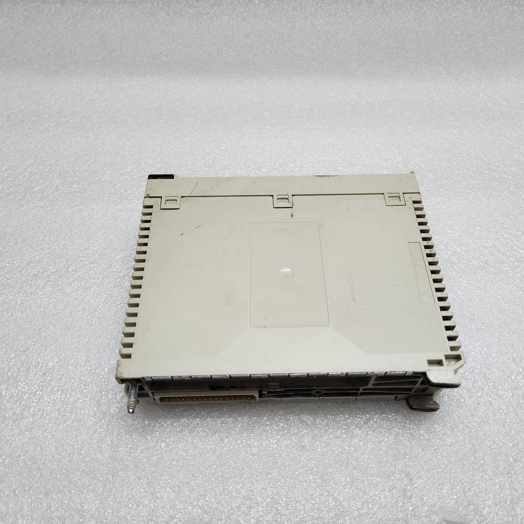 TSXASY800 8Q ANA.HL.NON ANALOG OUTPUT MODULE