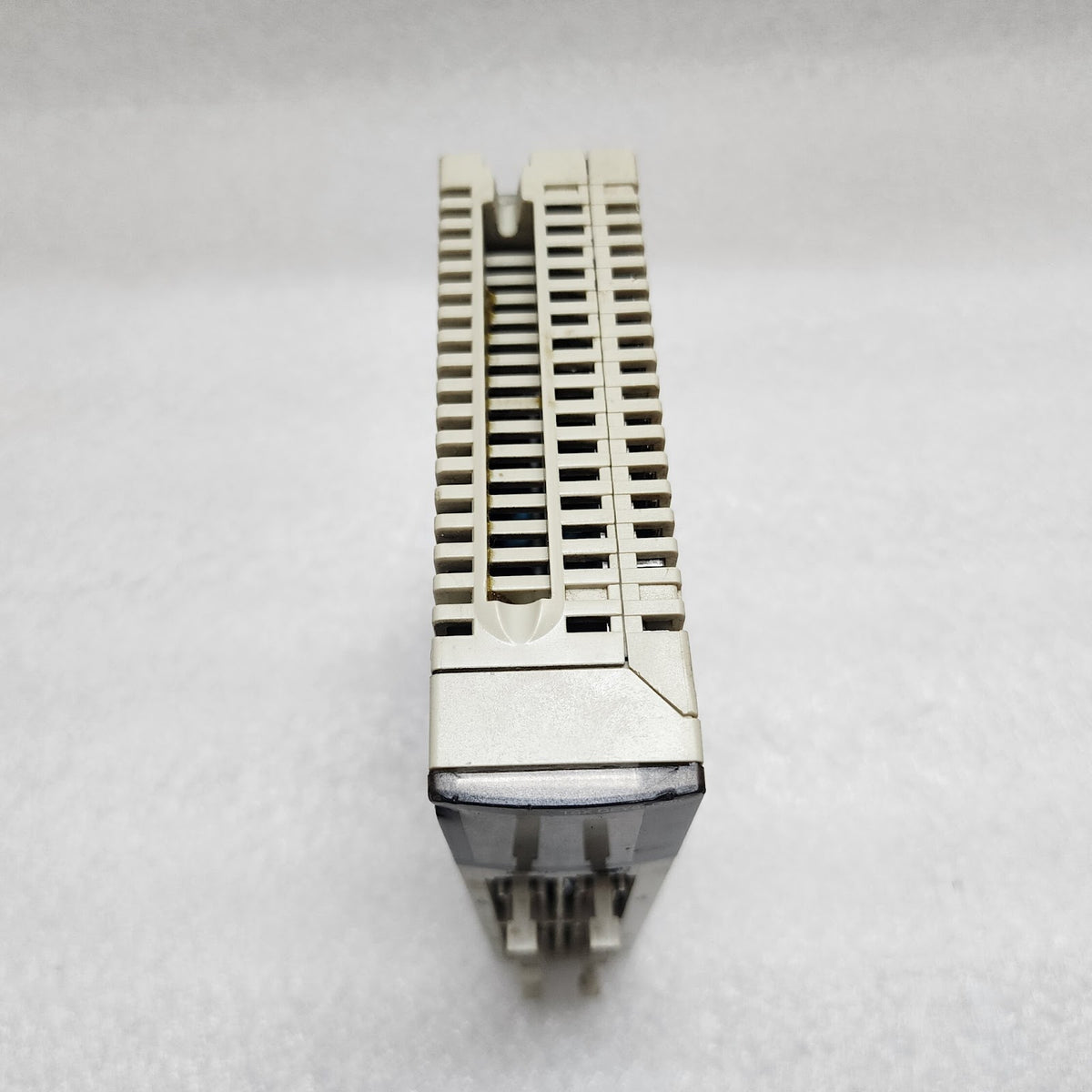 TSX DEY64D2K DISCRETE INPUT MODULE
