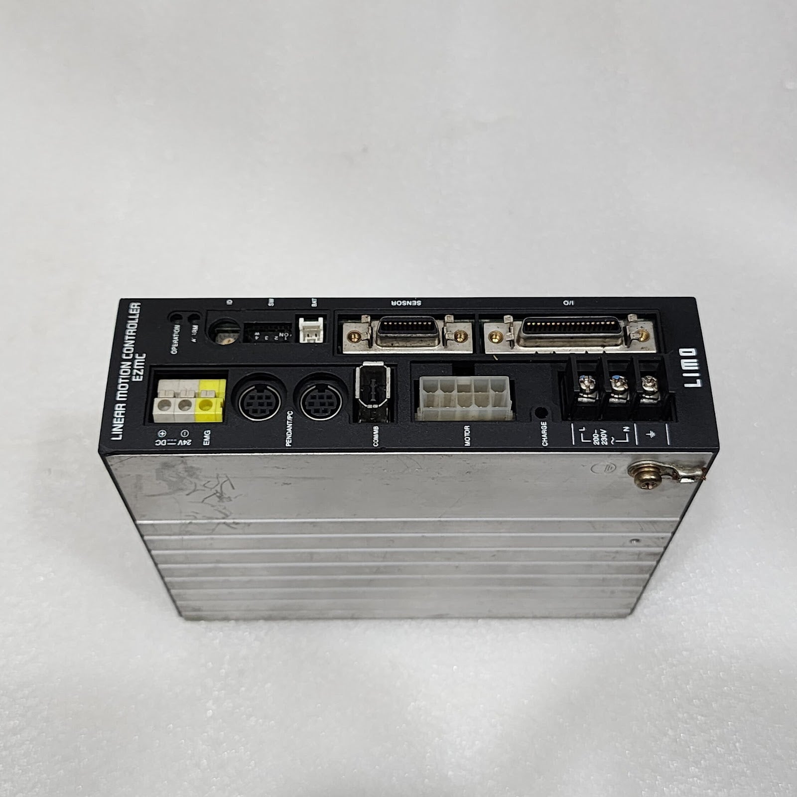 LIMO CONTROLLER EZMC12 I-C LINEAR MOTION CONTROLLER ORIENTAL MOTOR 200-230V