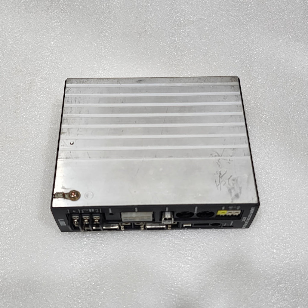 LIMO CONTROLLER EZMC12 I-C LINEAR MOTION CONTROLLER ORIENTAL MOTOR 200-230V