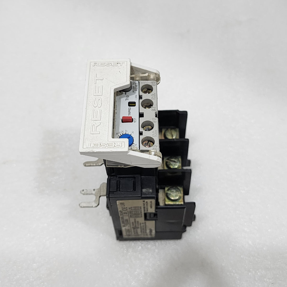 ALLEN BRADLEY CAT 592-A2HA THERMAL OVERLOAD RELAY 12-38A