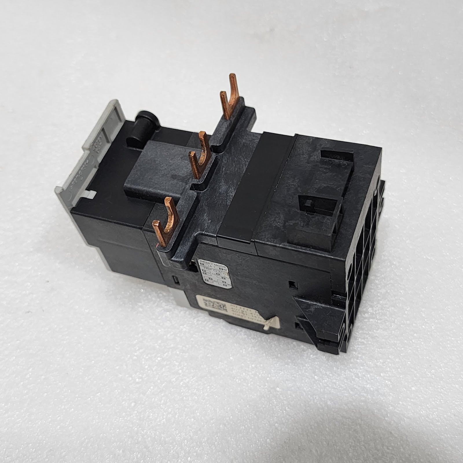 ALLEN BRADLEY CAT 592-EEFC THERMAL OVERLOAD RELAY 9-45A