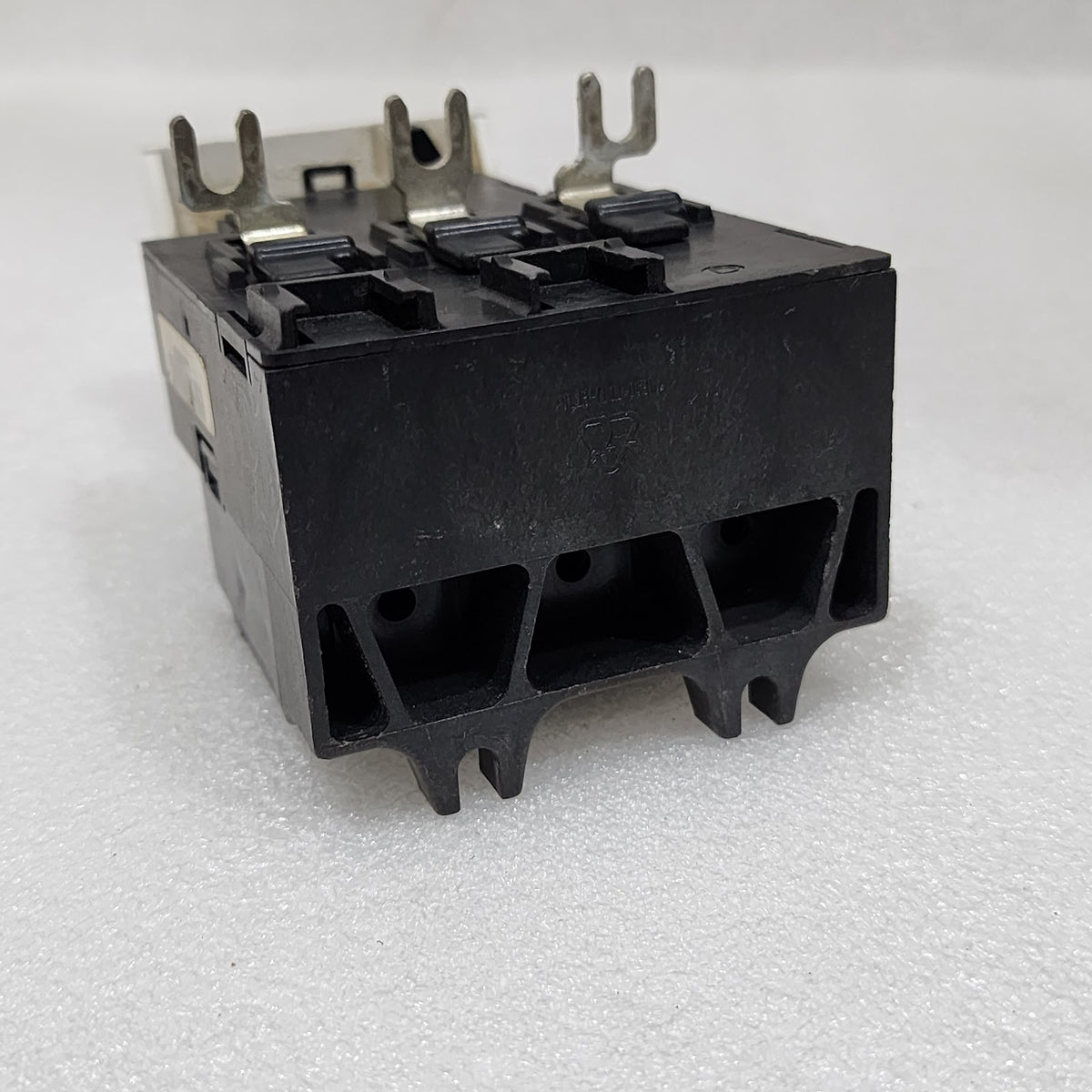 ALLEN BRADLEY CAT 592-A2GA THERMAL OVERLOAD RELAY 5.7-18A