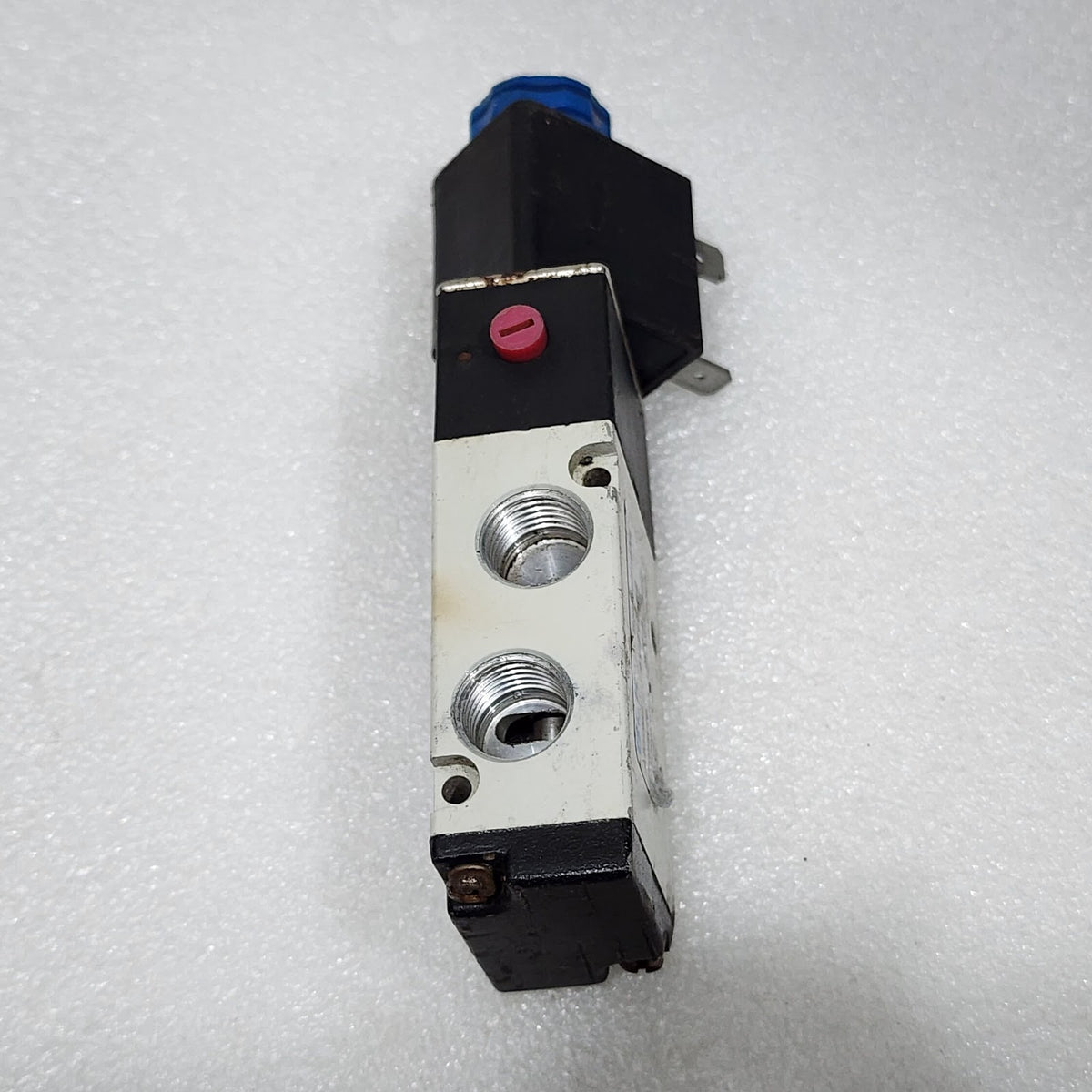 OLK 4V210-08 SOLENOID VALVE