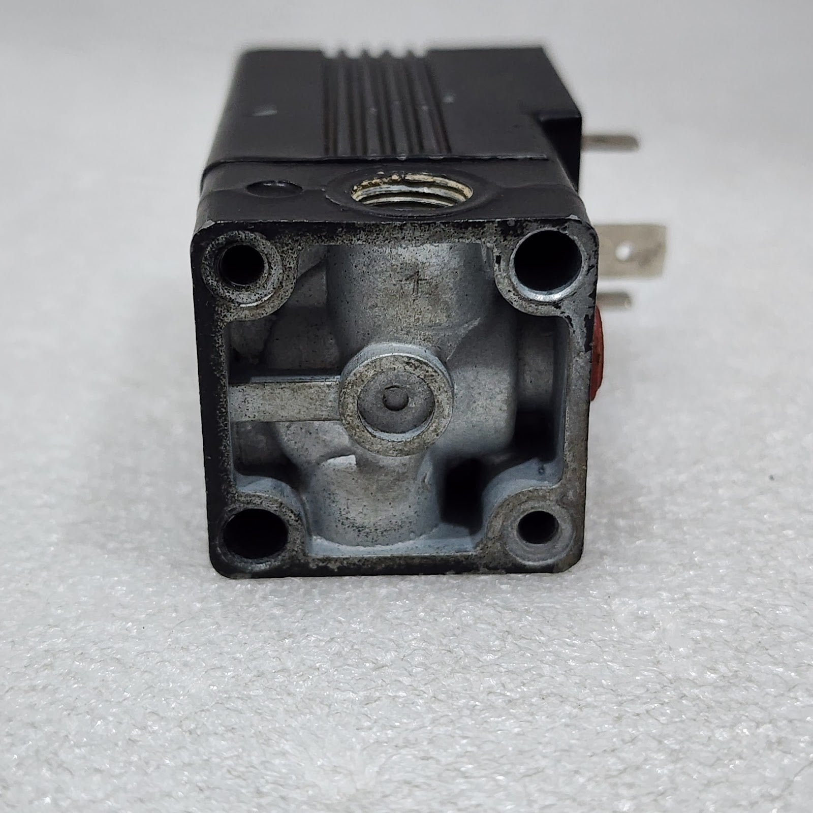 MARTONAIR M/7300/M SOLENOID VALVE 24V