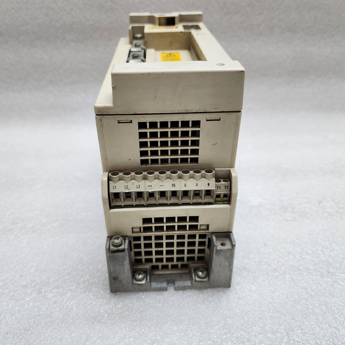 KARL E BRINKMANN 10.F5.C3B-YQ1A KEB INVERTER DRIVE 4.0 KVA