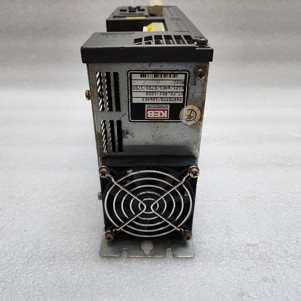 KEB 07.F0.R01-1228 FREQUENCY INVERTER 0.75KW   KARL E BRINKMANN