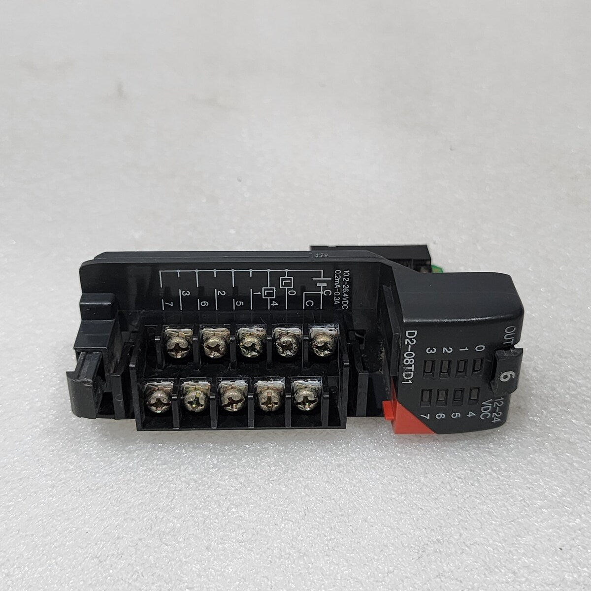 AUTOMATION DIRECT D2-08TD1 OUTPUT MODULE