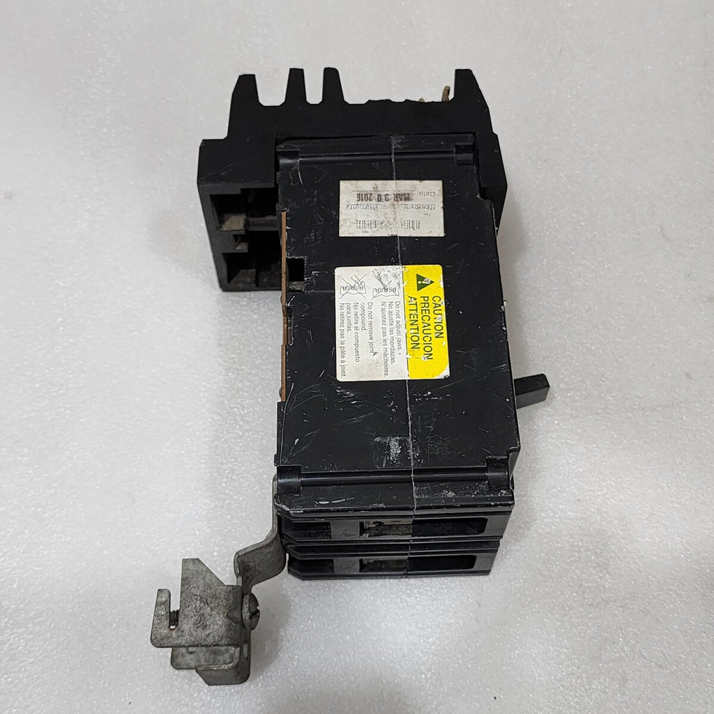 SQUARE D FA 15 A CIRCUIT BREAKER 15A FA26015AC FA/LA MOLDED CASE CIRCUIT BREAKER