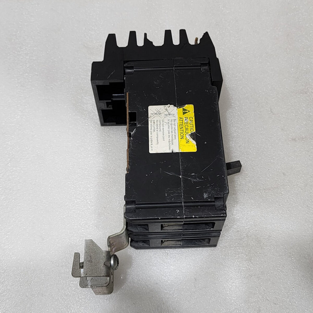 SQUARE D FA 15 A  CIRCUIT BREAKER 15A FA26015AB FA/LA MOLDED CASE CIRCUIT BREAKE