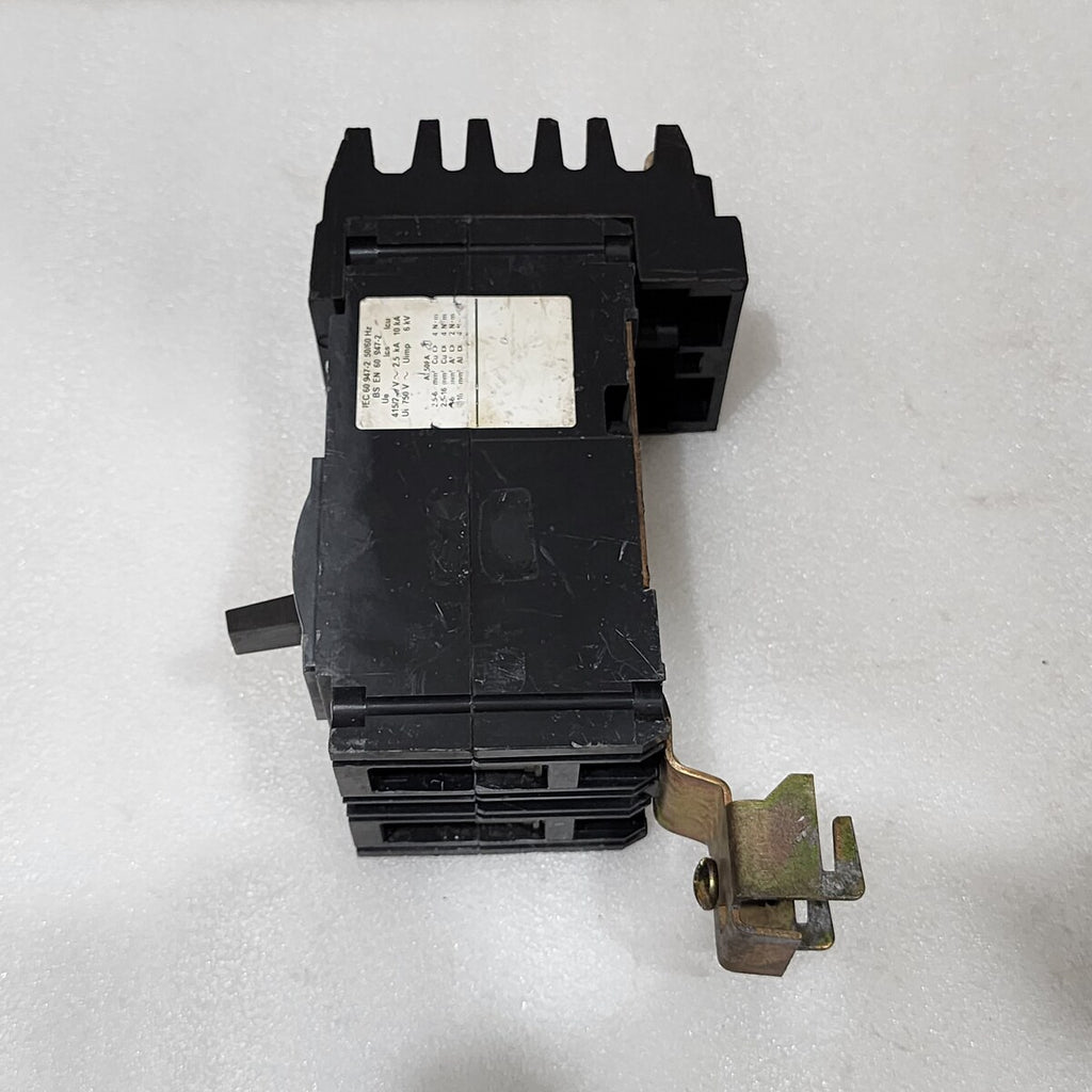 SQUARE D FA24015AC FA/LA MOLDED CASE CIRCUIT BREAKER 15A