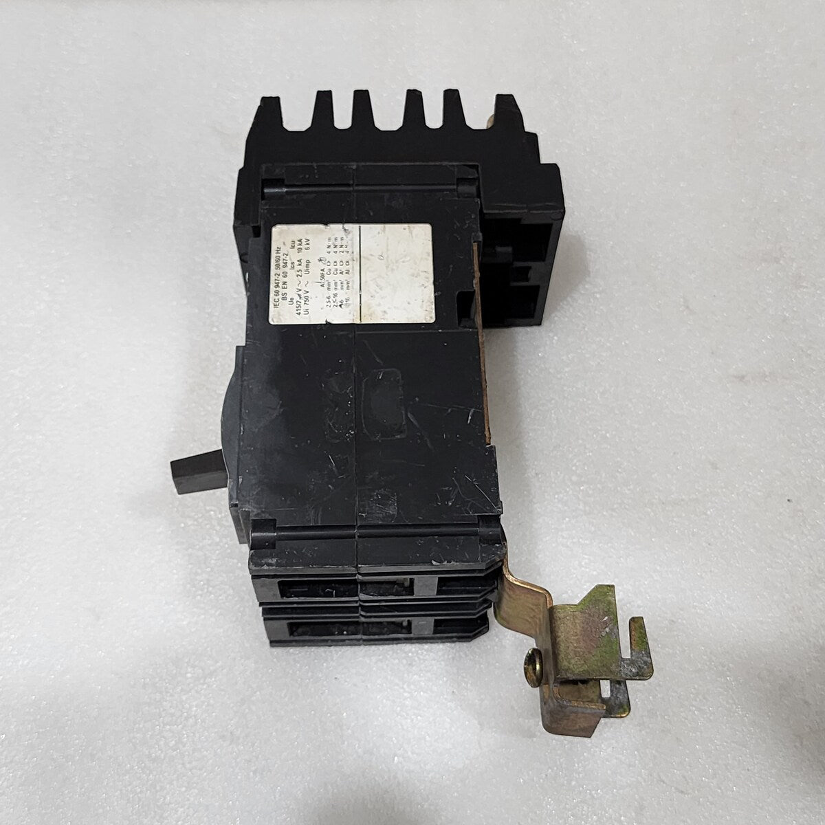 SQUARE D FA24015AC FA/LA MOLDED CASE CIRCUIT BREAKER 15A