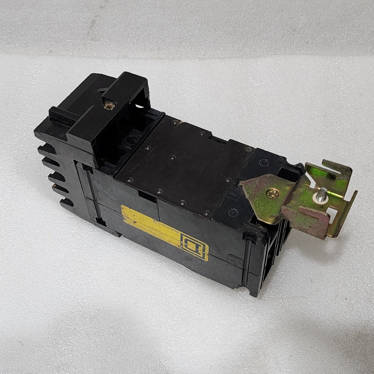 SQUARE D FA24015AB FA/LA MOLDED CASE CIRCUIT BREAKER 15A