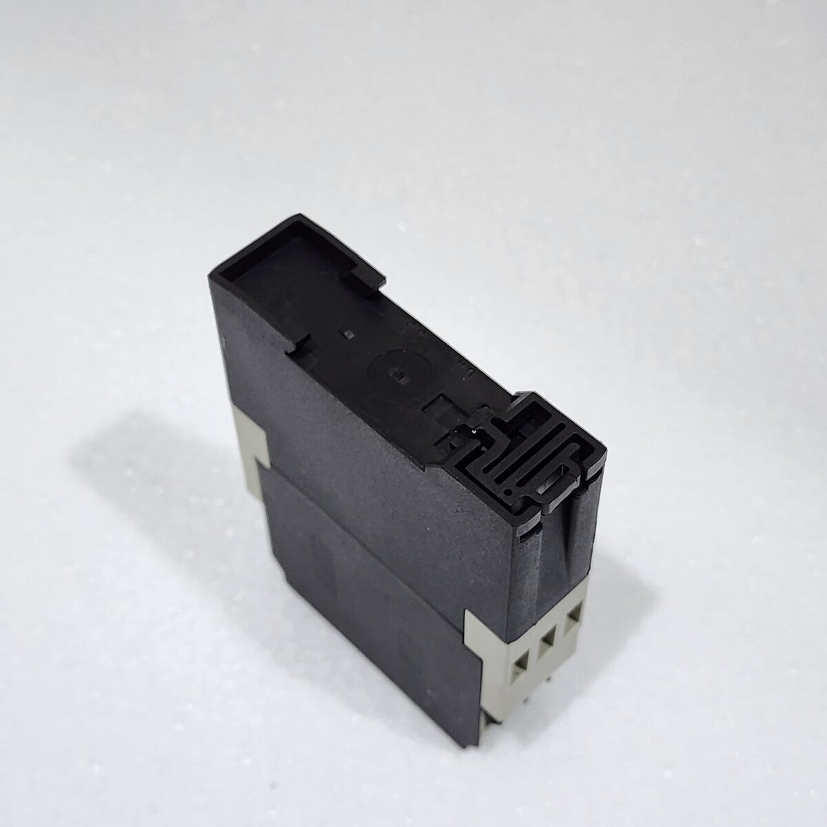 SCHIELE VWS 2.430.132.01 ON SINGLE PULS TIMER 0.05S-300H 110-240V