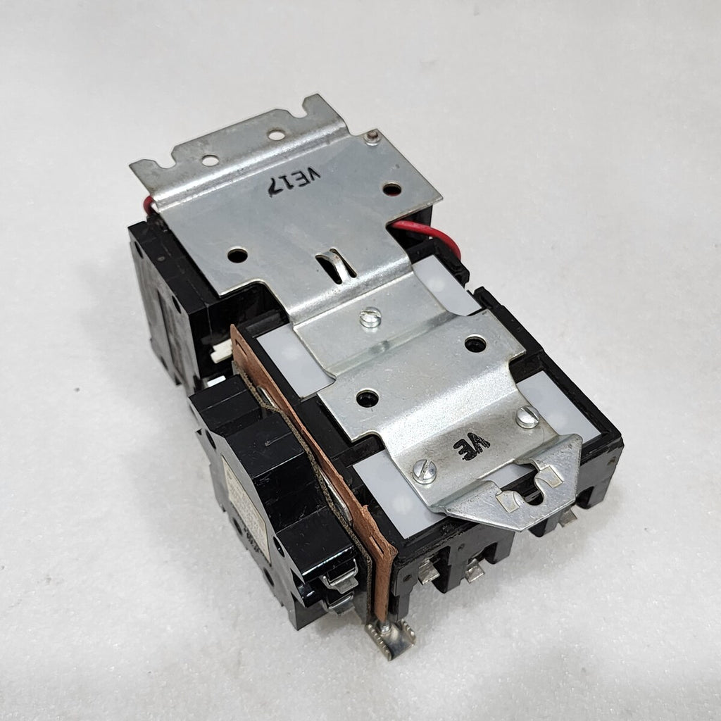 GENERAL ELECTRIC CR306A0 3-POLE MAGNETIC MOTOR STARTER CR305X100RC COIL 110-120V