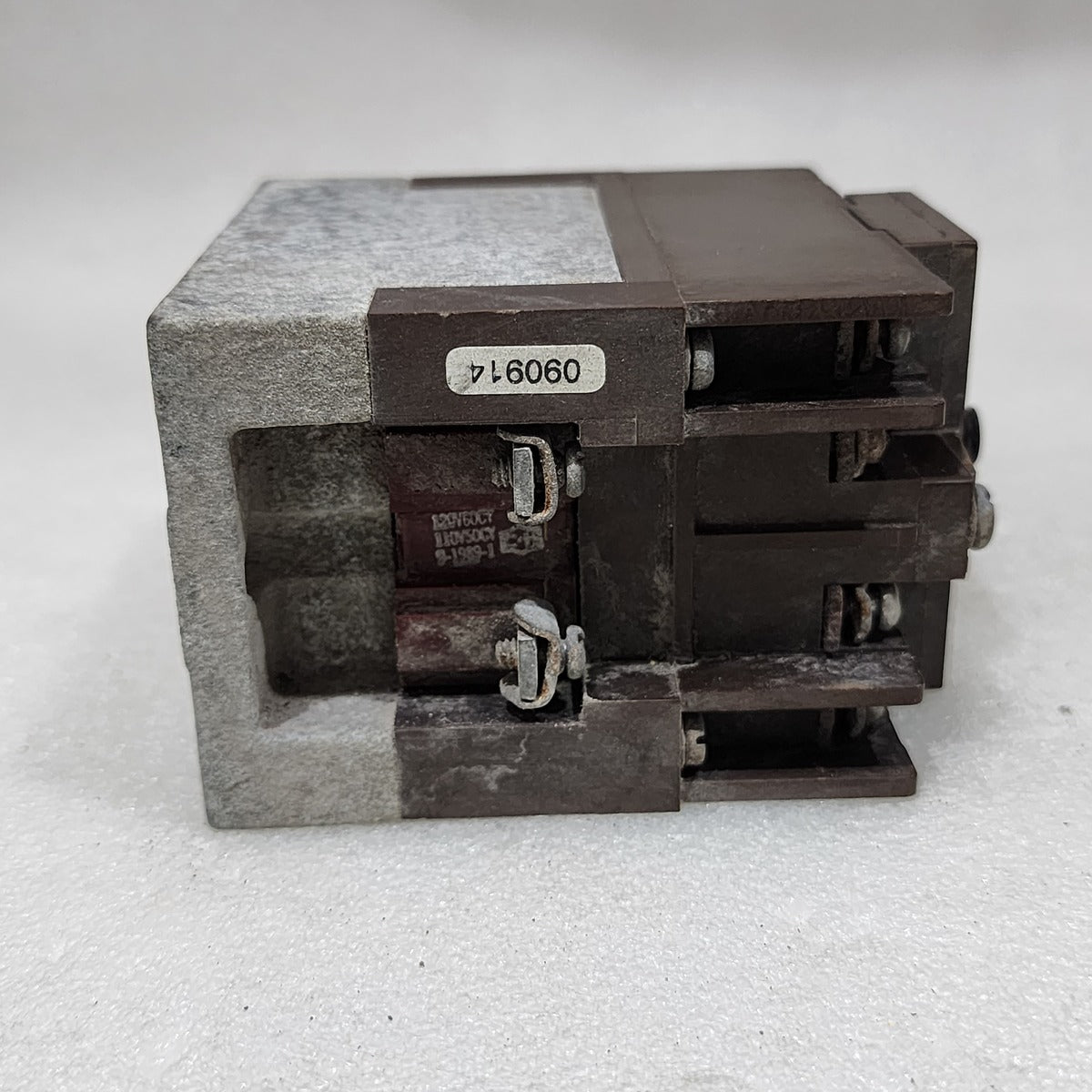 EATON CUTLER HAMMER D26M TYPE M RELAY COIL VOLTAGE 110-120V