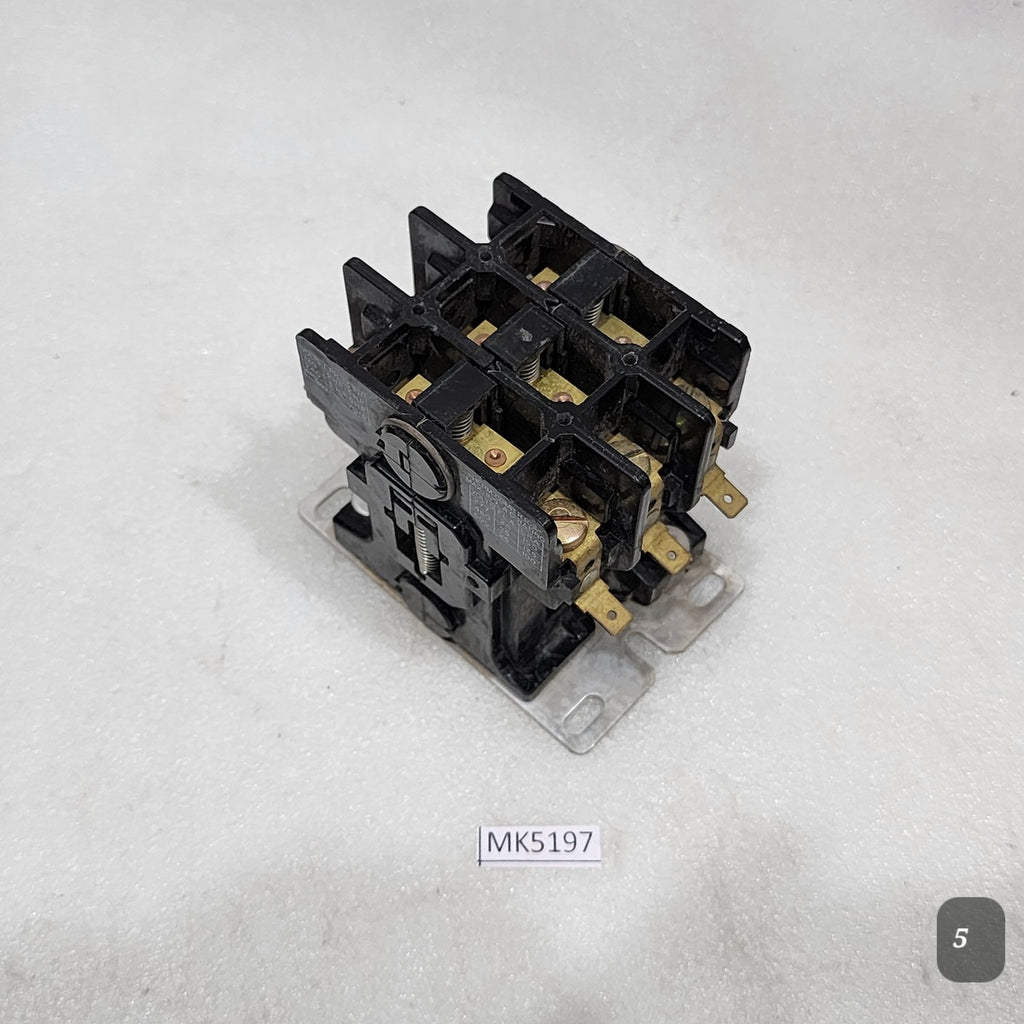 GOULD WESTMINSTER 2200 EB230AA CONTACTOR 30A COIL VOLTAGE 110-120V