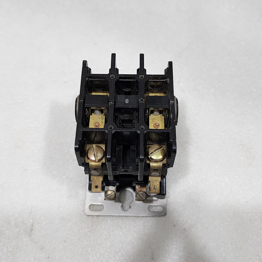 GOULD WESTMINSTER 2200 EB220AA MAGNETIC CONTACTOR 30A COIL VOLTAGE 110-120V