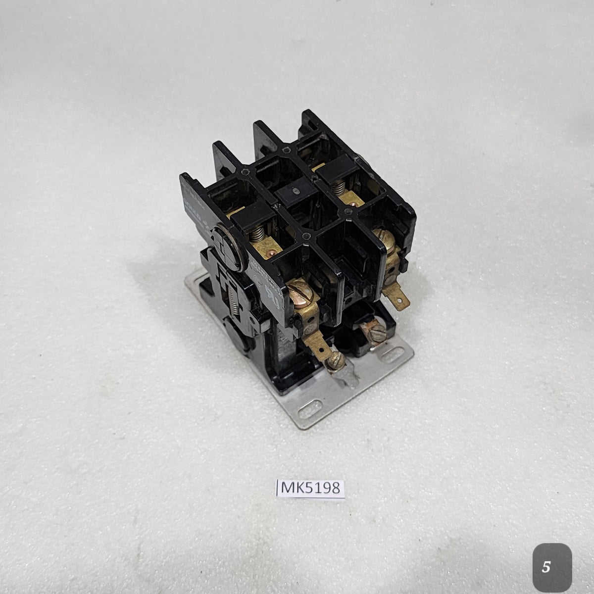 GOULD WESTMINSTER 2200 EB220AA MAGNETIC CONTACTOR 30A COIL VOLTAGE 110-120V