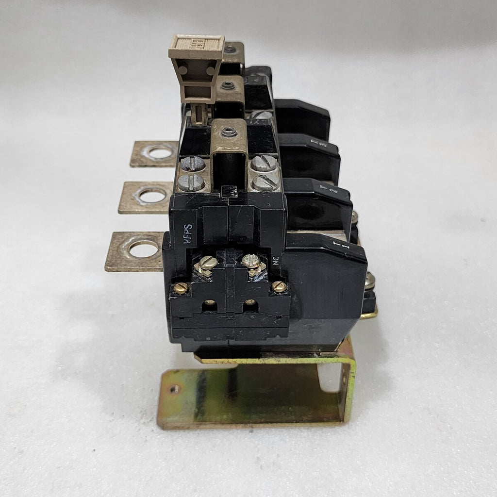ALLEN BRADLEY CAT 592-EOW16 OVERLOAD RELAY SER A