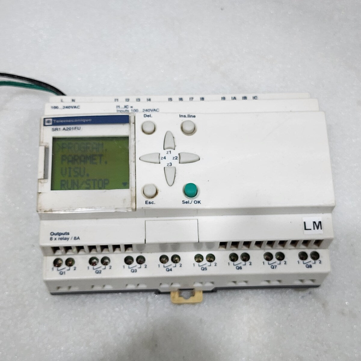 SR1 A201FU SMART RELAY PROGRAMMABLE MODULE 100-240VAC