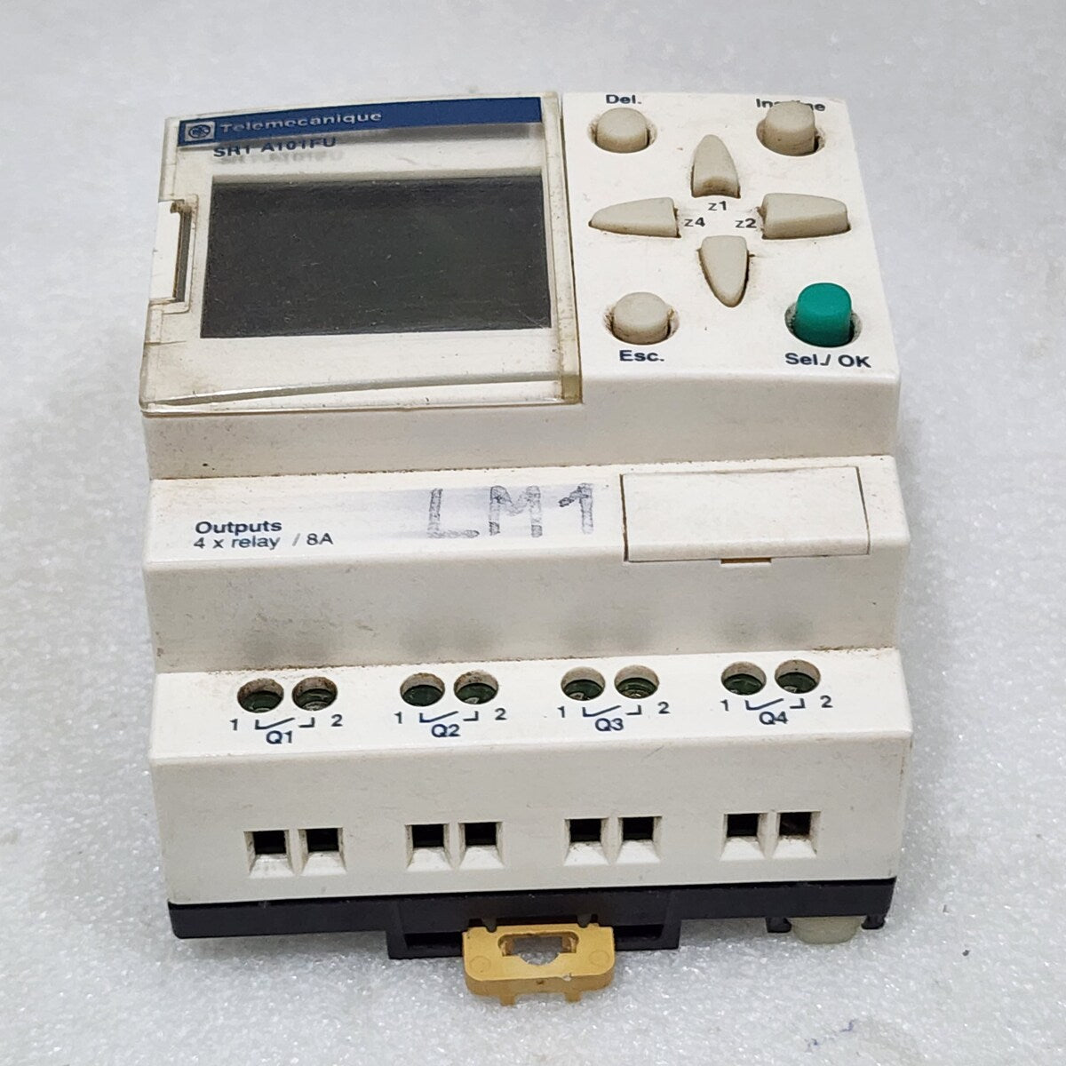 SR1 A101FU SMART RELAY PROTECTION MODULE 100-240VAC DISPLAY BRIGHTNESS IS LOW