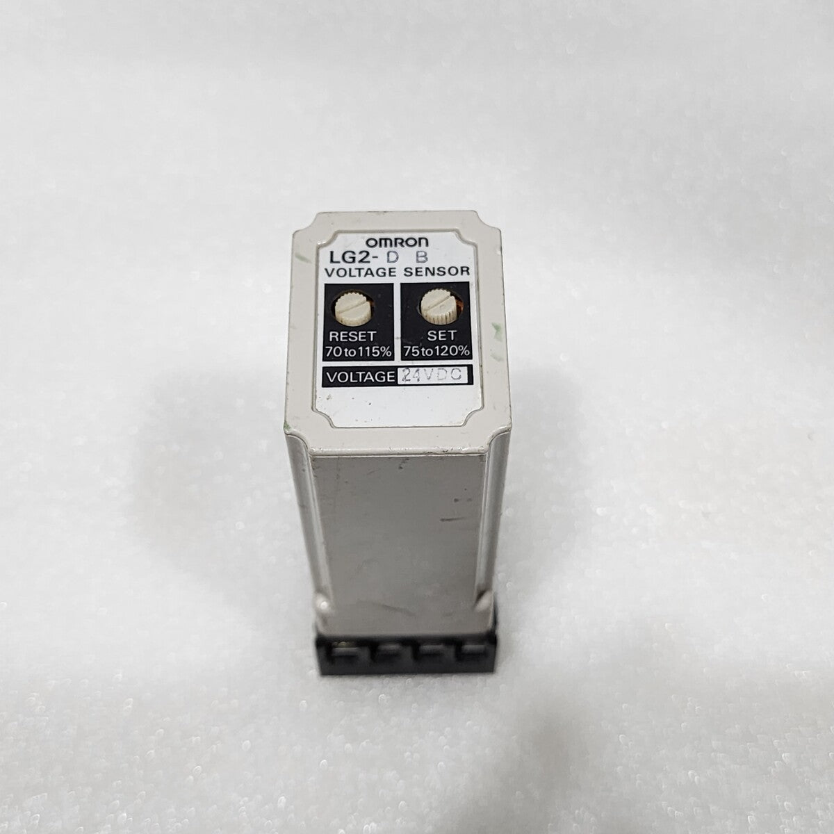 OMRON LG2-DB VOLTAGE SENSOR 24VDC