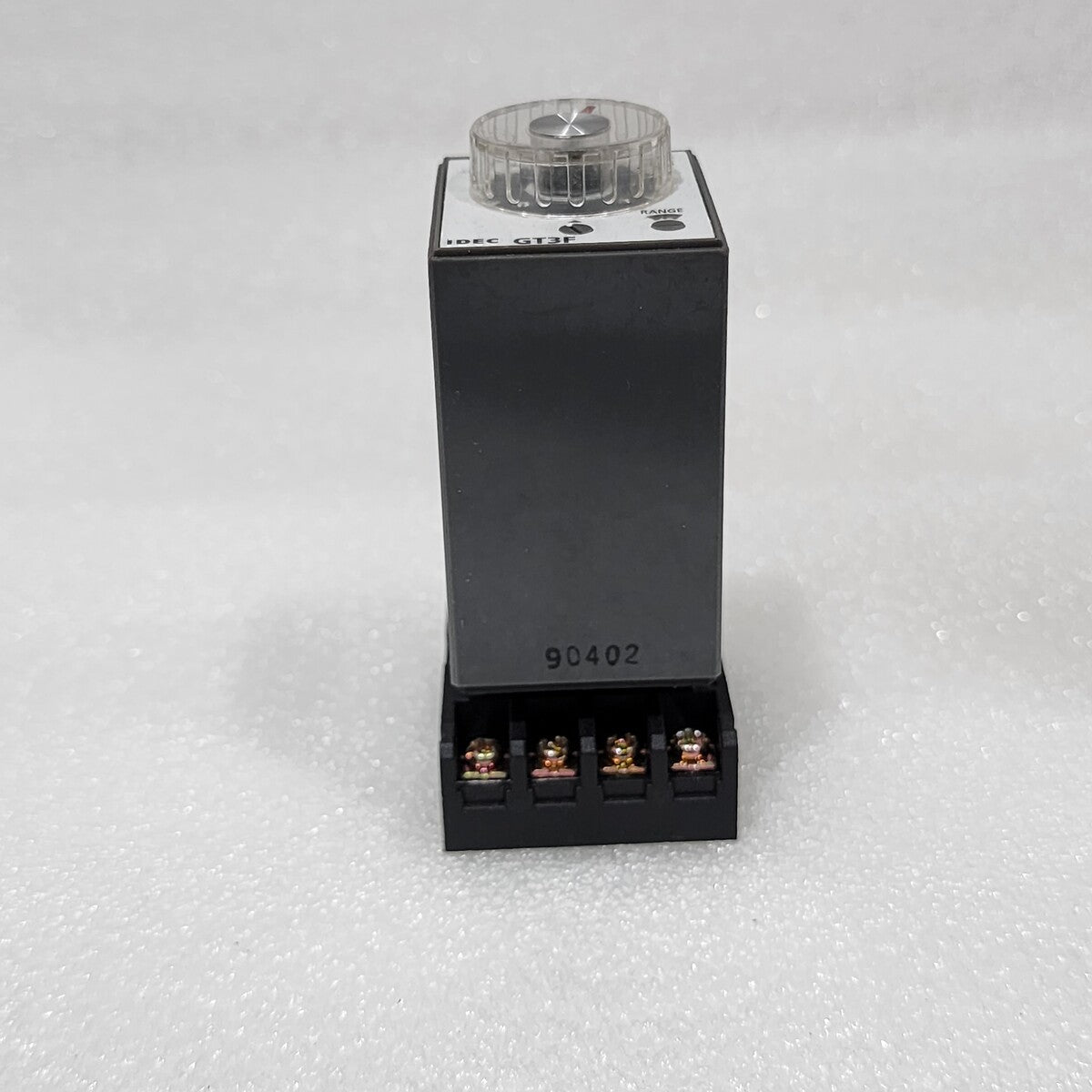 IDEC GT3F-2AF20 ELECTRONIC TIMER 100-240VAC