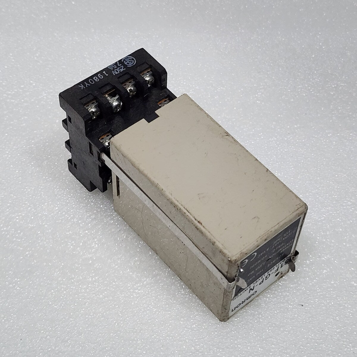 OMRON 61F-GP-N FLOTLESS LEVEL SWITCH 100VAC