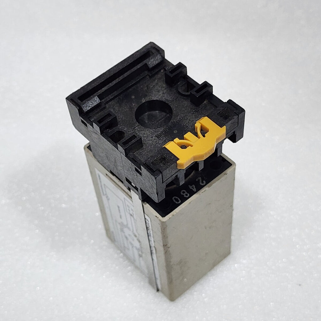 OMRON 61F-GP-N FLOTLESS LEVEL SWITCH 100VAC