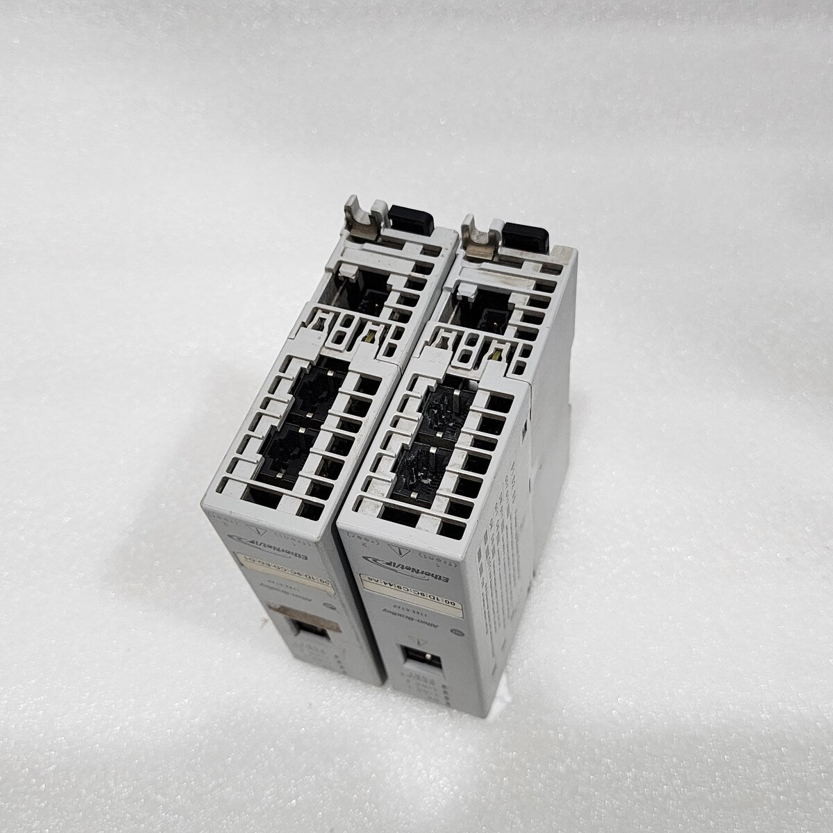 2 X ALLEN BRADLEY CAT 1783-ETAP SWITCH 23911 FOR PARTS NOT WORKING LOT OF 2 PC