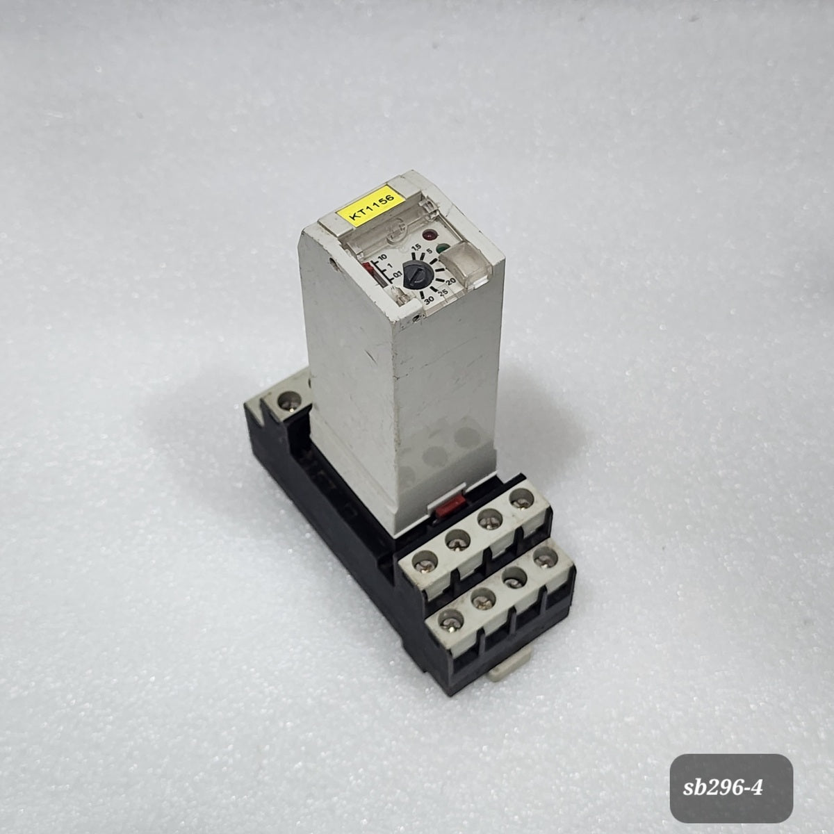 RHT 411M TIME DELAY RELAY