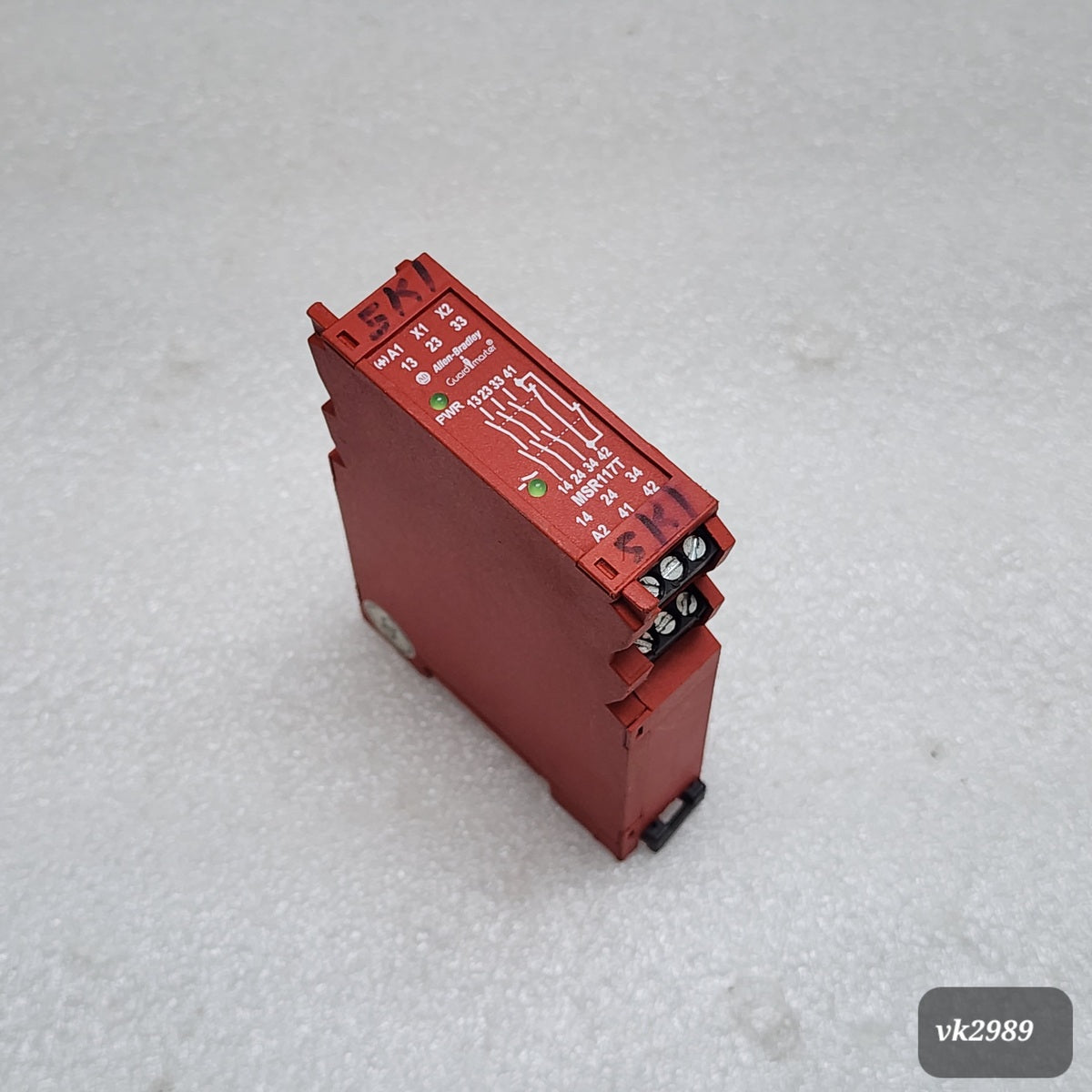 ALLEN BRADLEY CAT 1762-IQ16 DC INPUT MODULE