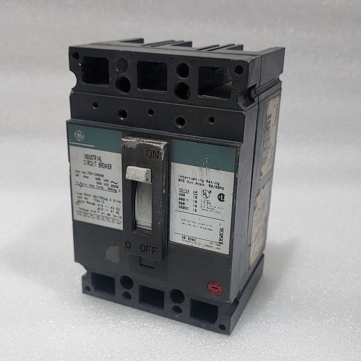 GE TED136040 3-POLE CIRCUIT BREAKER 40A GENERAL ELECTRIC