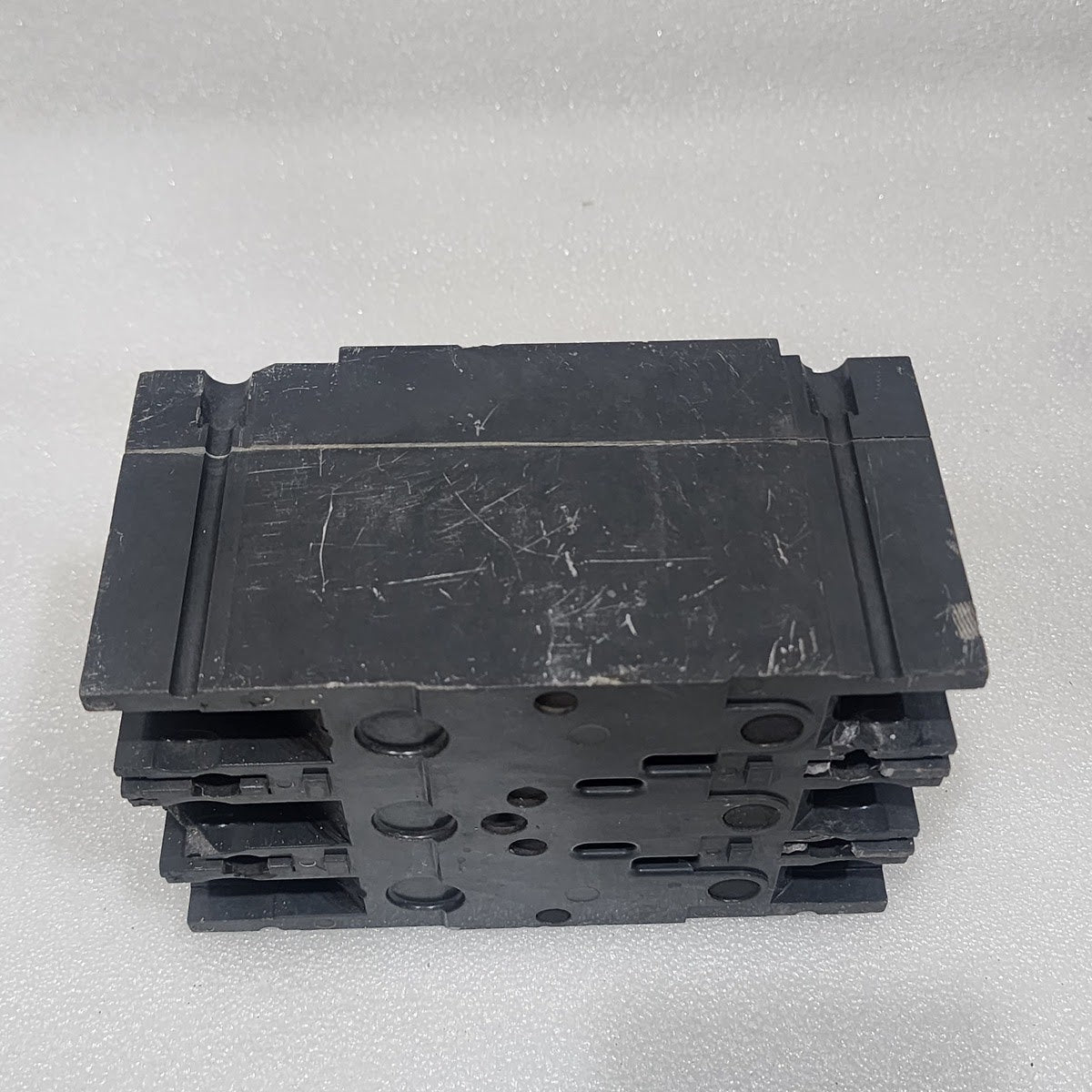 GE TED136040 3-POLE CIRCUIT BREAKER 40A GENERAL ELECTRIC