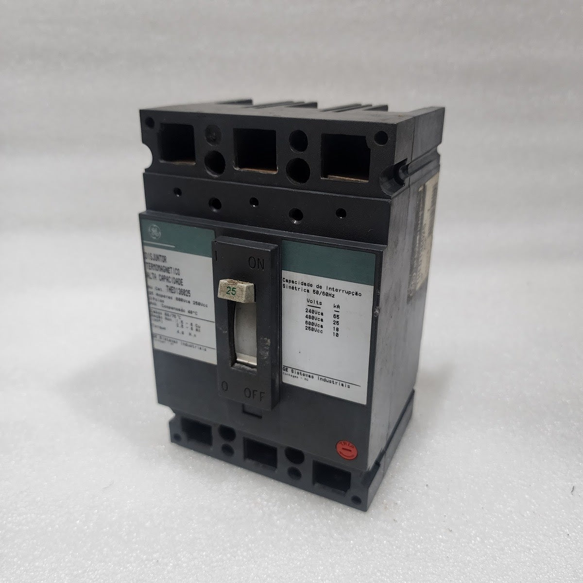 GE THED136025 3-POLE CIRCUIT BREAKER 25A GENERAL ELECTRIC