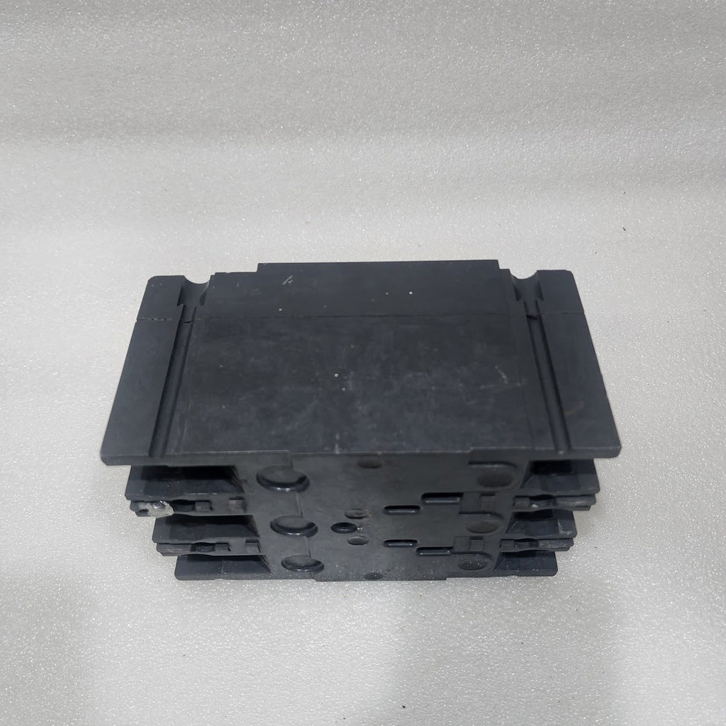 GE THED136020 3-POLE CIRCUIT BREAKER 20A GENERAL ELECTRIC
