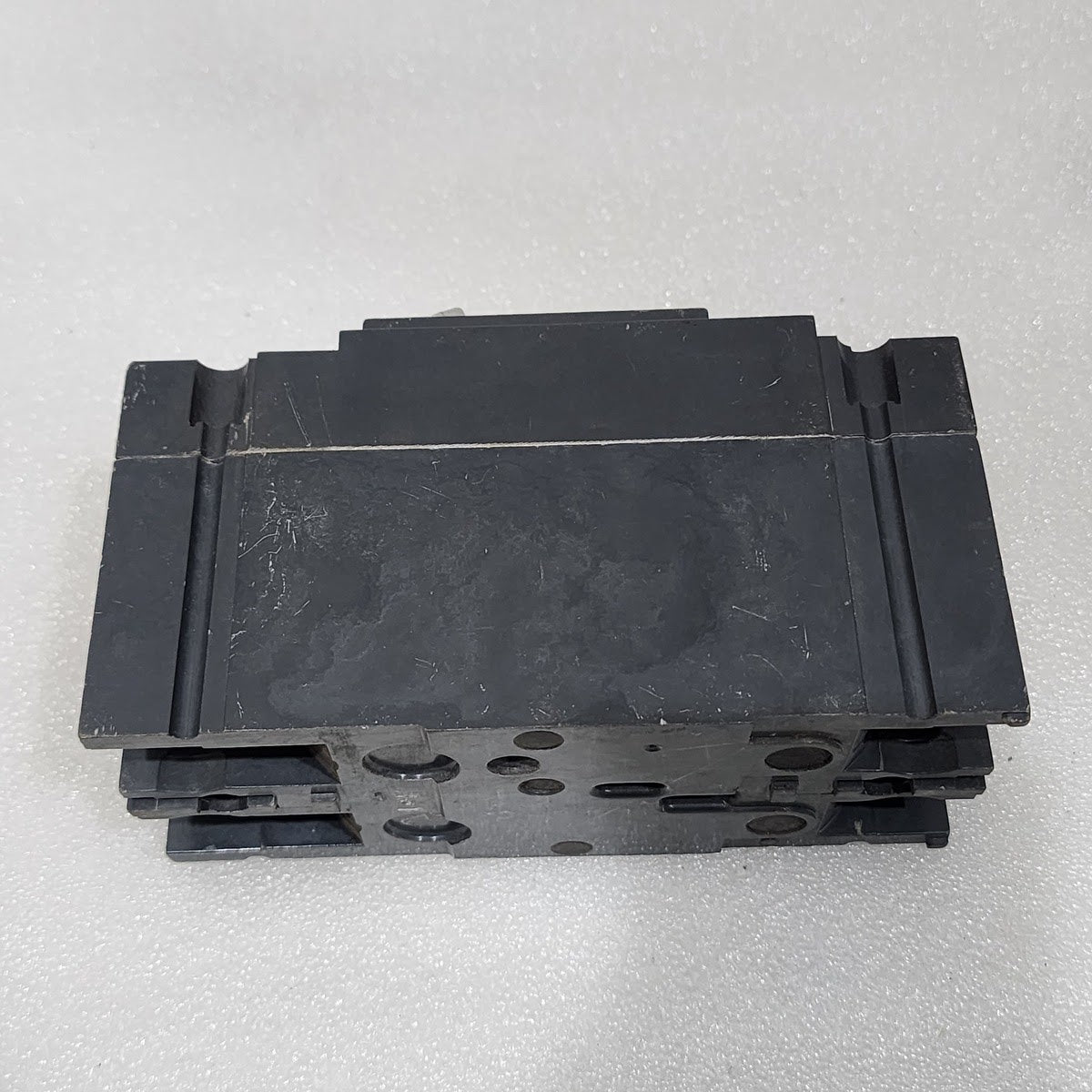 GE TED124025 2-POLE CIRCUIT BREAKER 25A GENERAL ELECTRIC